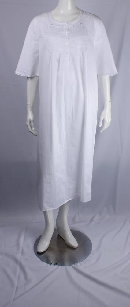 Cotton poplin winter  nightie w  lace trim and floral embroidery white Style :AL/ND-407WHT